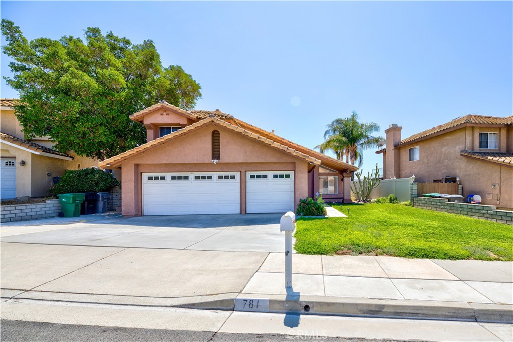 781 La Loma Lane