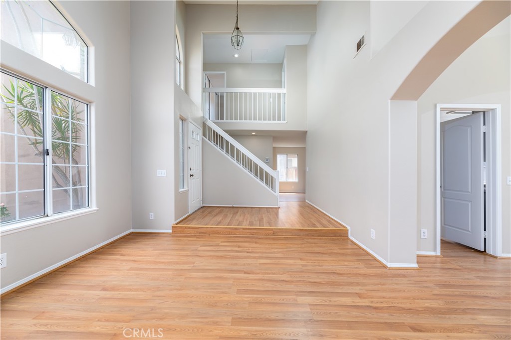 2112 Mammoth Lane