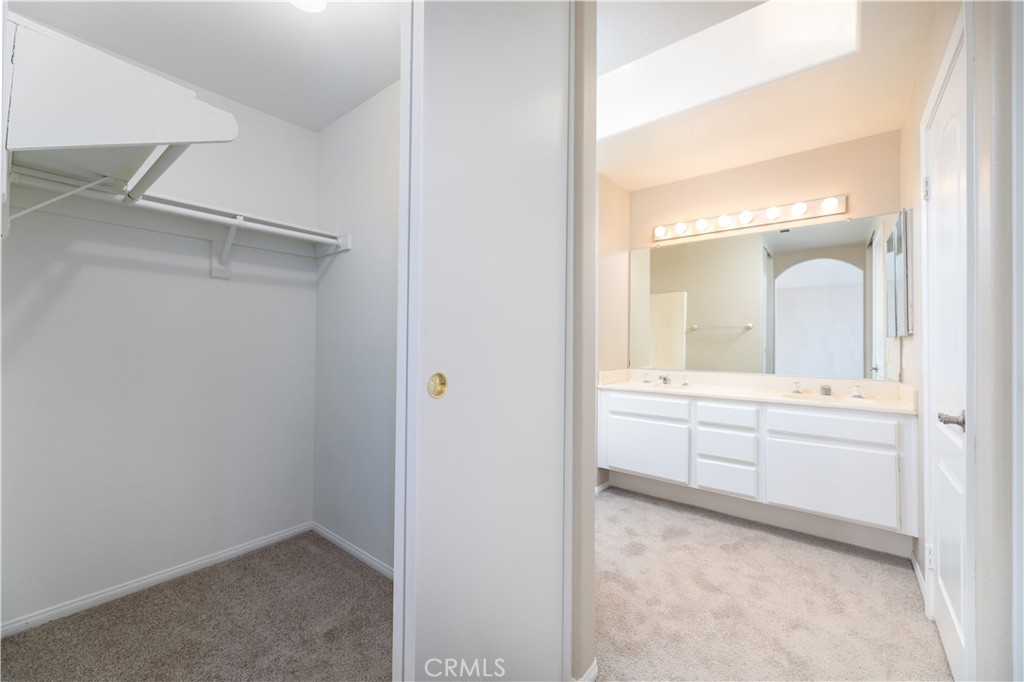 2112 Mammoth Lane