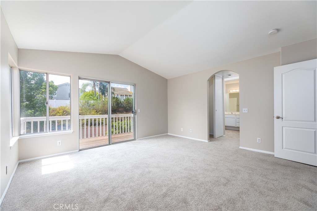 2112 Mammoth Lane