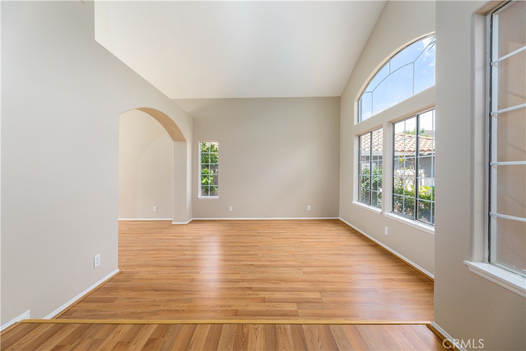 2112 Mammoth Lane