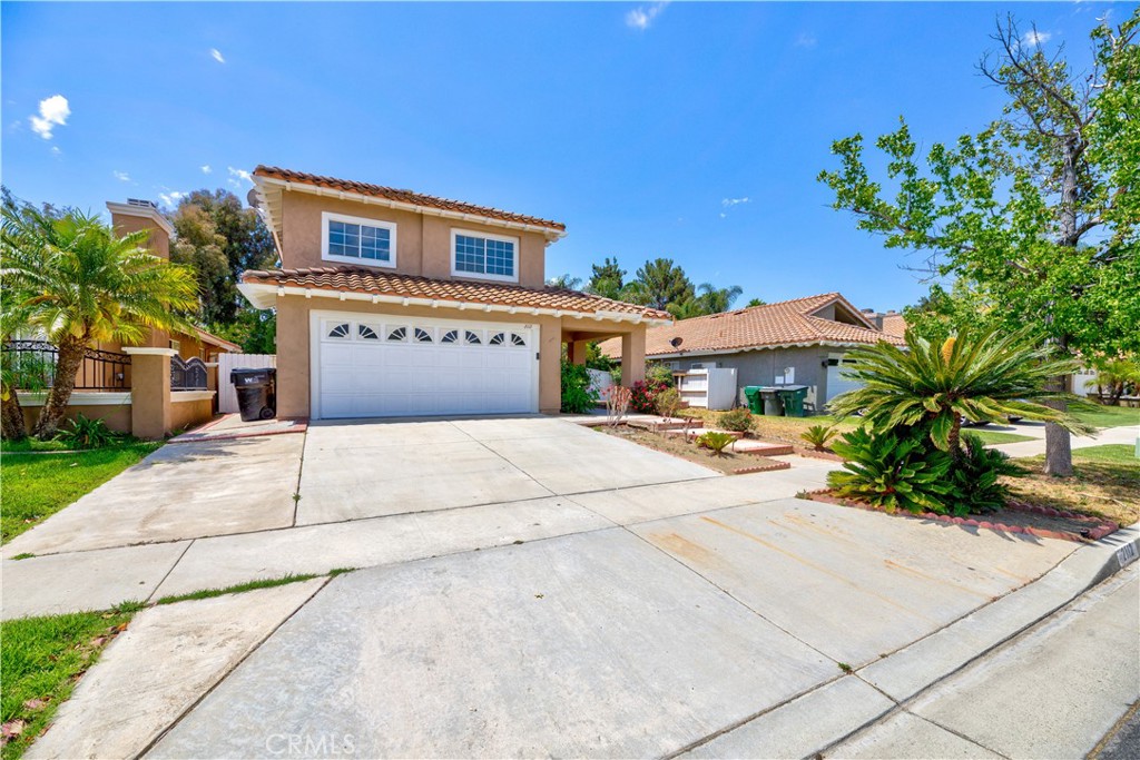 2112 Mammoth Lane