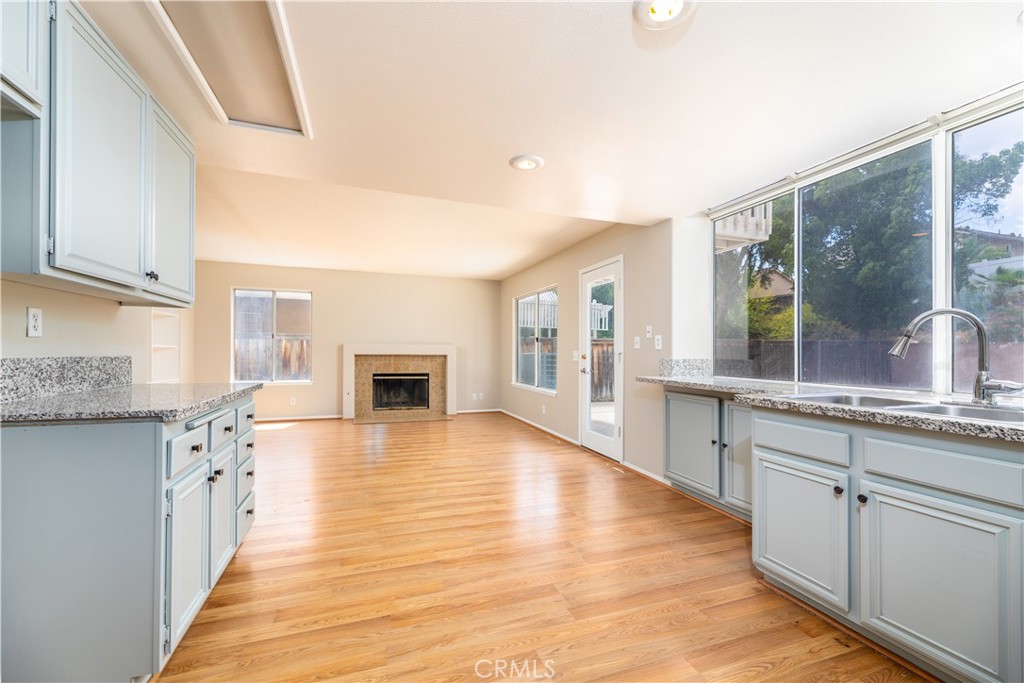 2112 Mammoth Lane