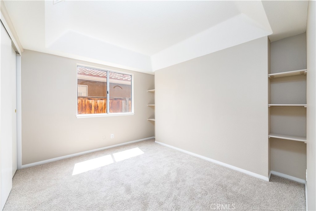 2112 Mammoth Lane
