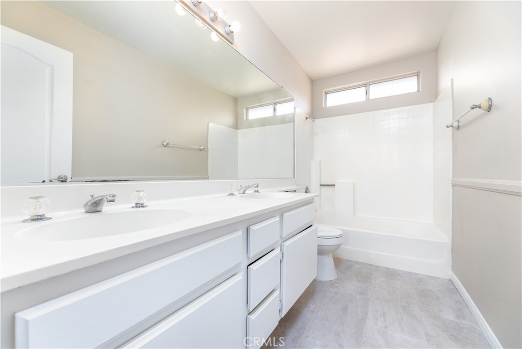 2112 Mammoth Lane