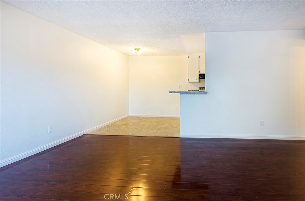 2300 S Hacienda Boulevard E7