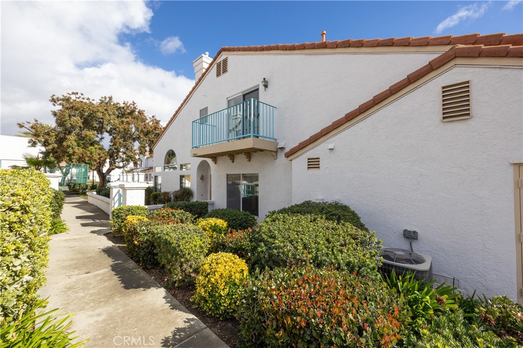 29464 Courtney Place
