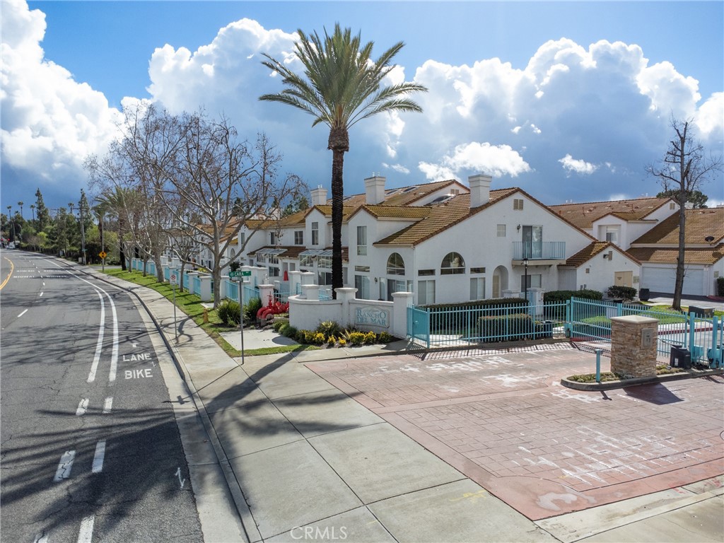 29464 Courtney Place