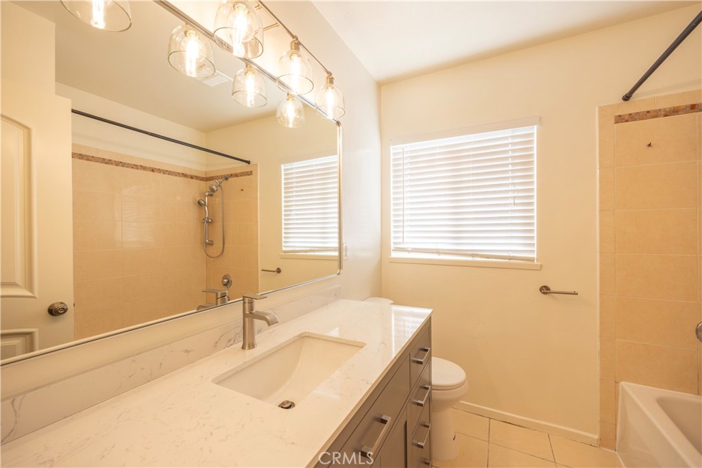 1248 E Greenville Drive