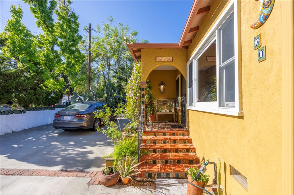 70 Auburn Avenue