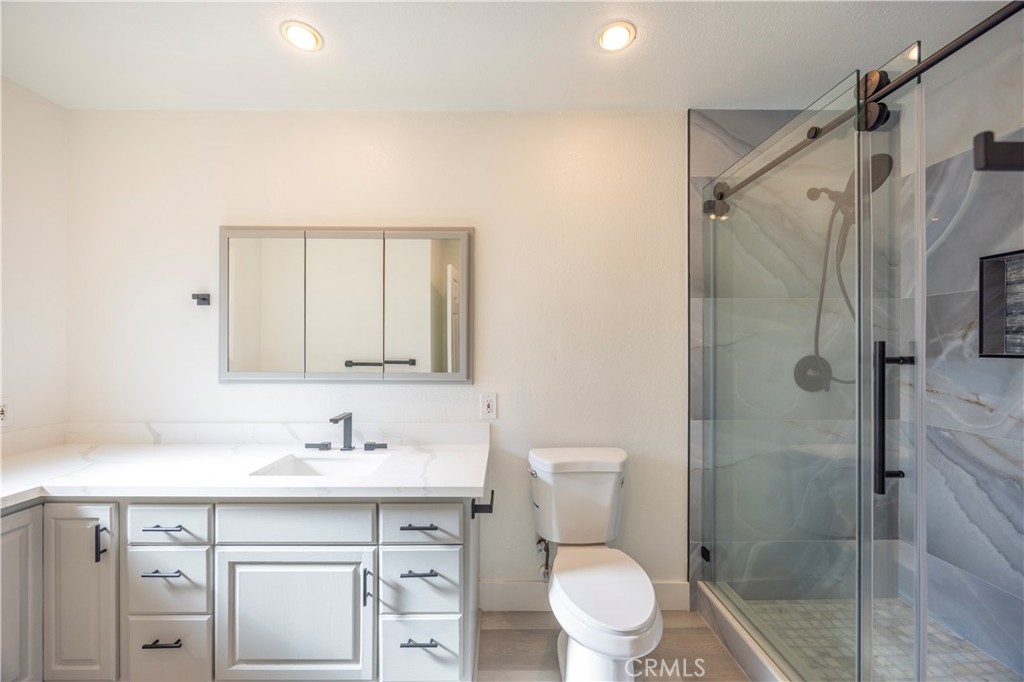 8523 Garibaldi Avenue