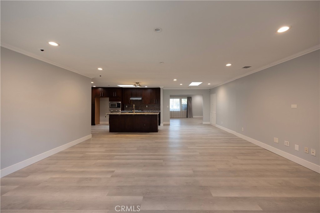 8523 Garibaldi Avenue