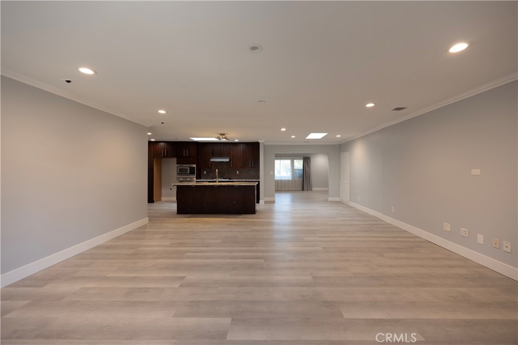 8523 Garibaldi Avenue