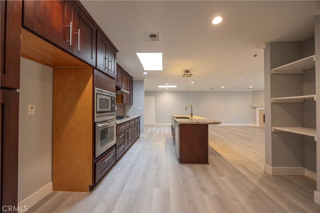 8523 Garibaldi Avenue