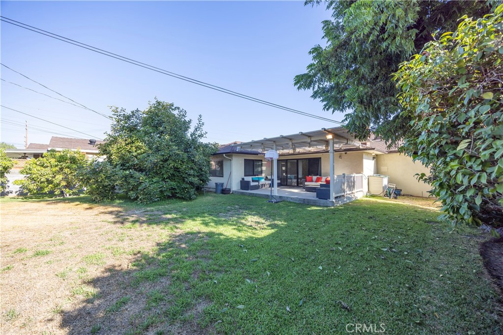 8523 Garibaldi Avenue