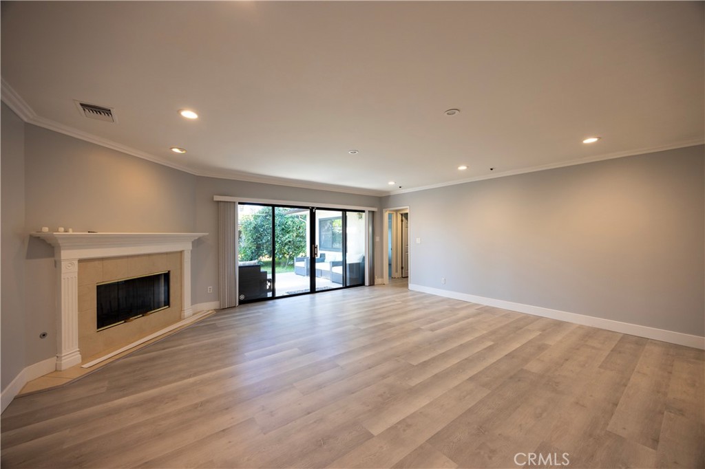 8523 Garibaldi Avenue