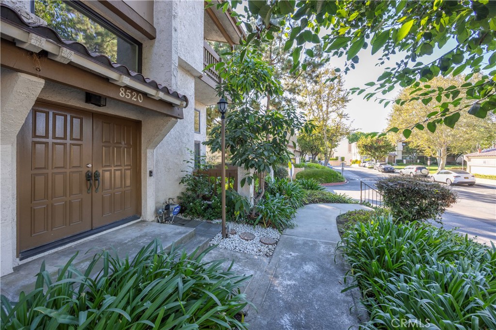8520 Village Lane
