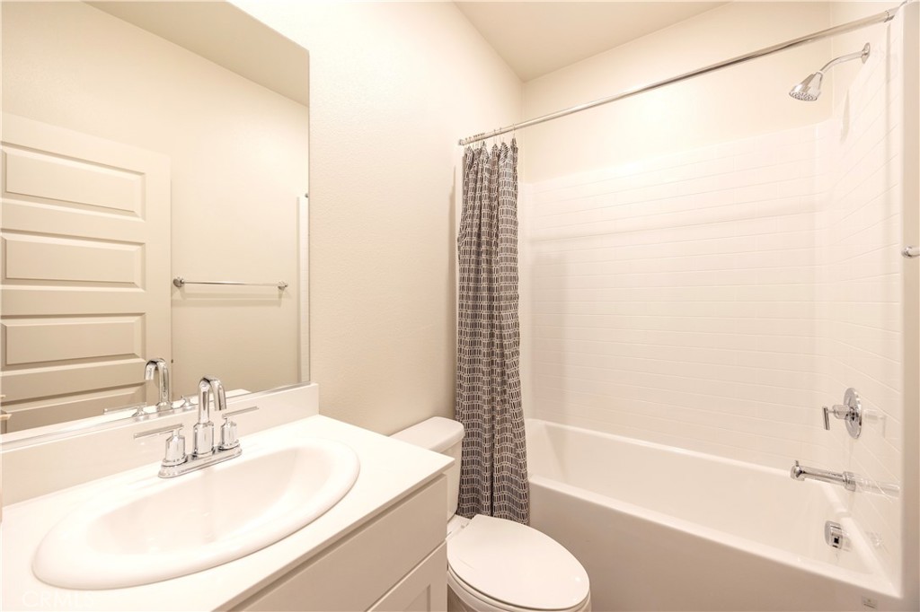 1626 W Cameron Avenue