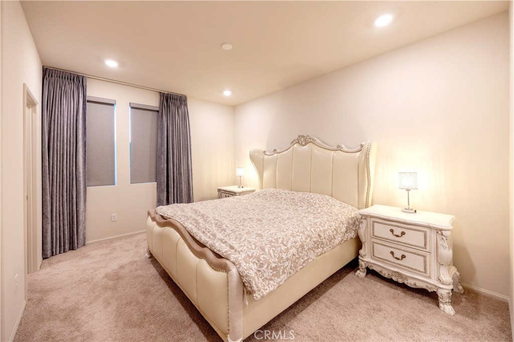 1626 W Cameron Avenue