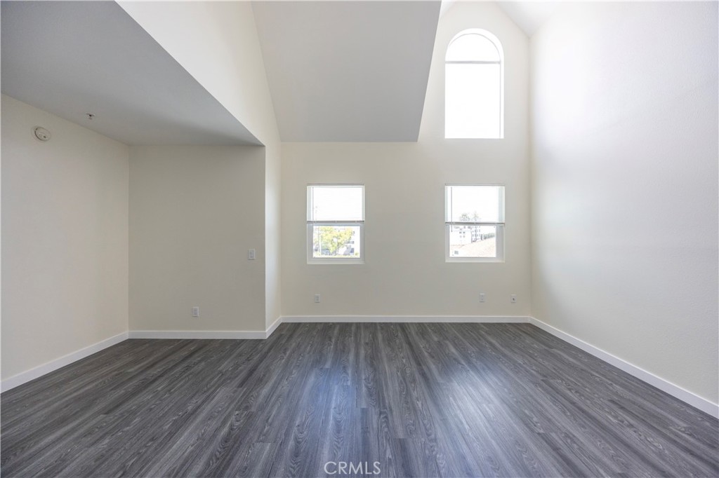 321 S Occidental Boulevard 212