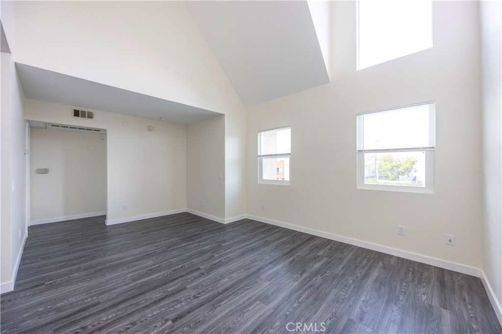 321 S Occidental Boulevard 212