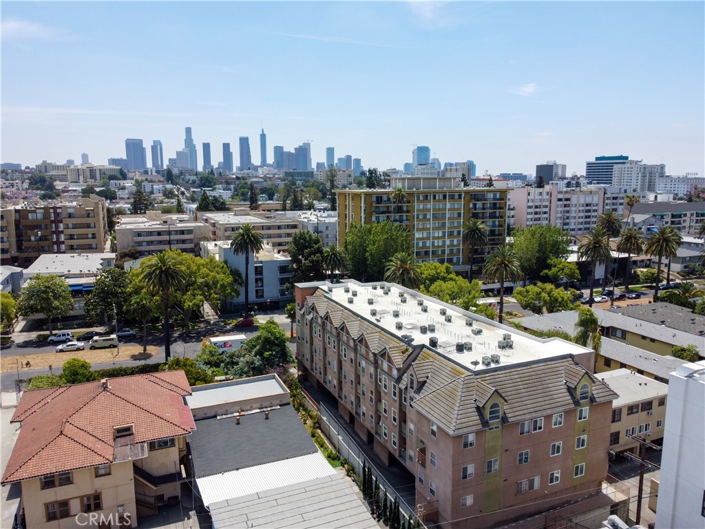 321 S Occidental Boulevard 212