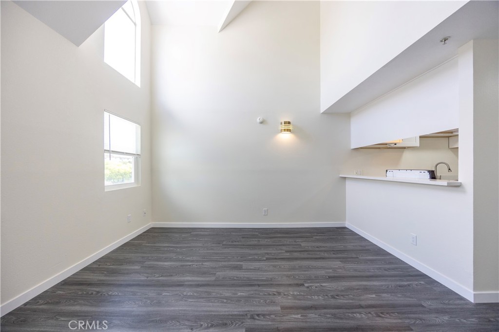 321 S Occidental Boulevard 212