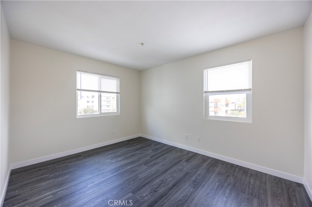 321 S Occidental Boulevard 212