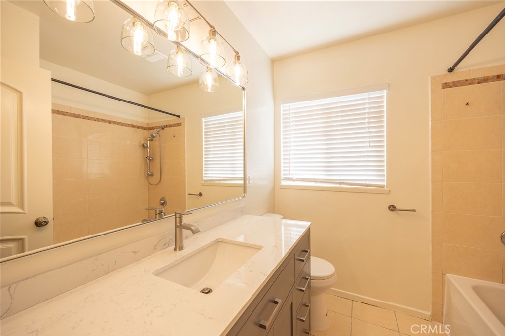 1248 E Greenville Drive