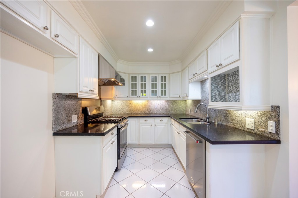 1248 E Greenville Drive