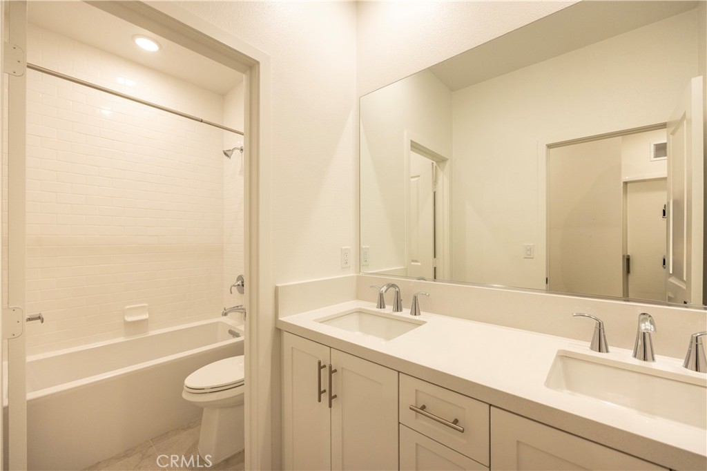 22007 FLORENCE CIRCLE