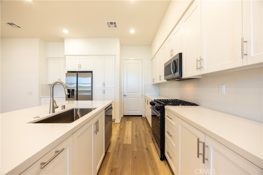 22007 FLORENCE CIRCLE