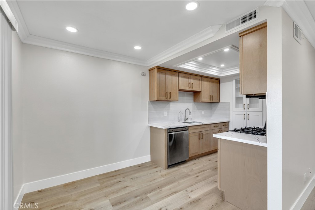 1425 Forest Glen Drive 159
