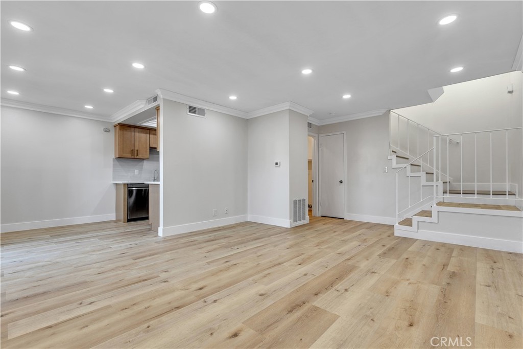 1425 Forest Glen Drive 159