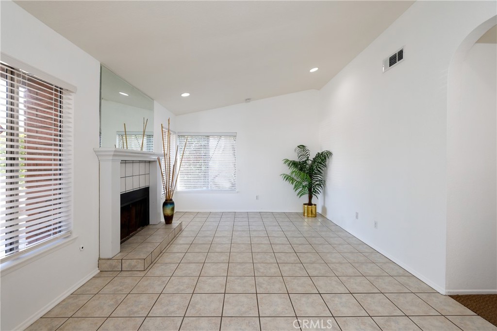 183 N Torn Ranch Road