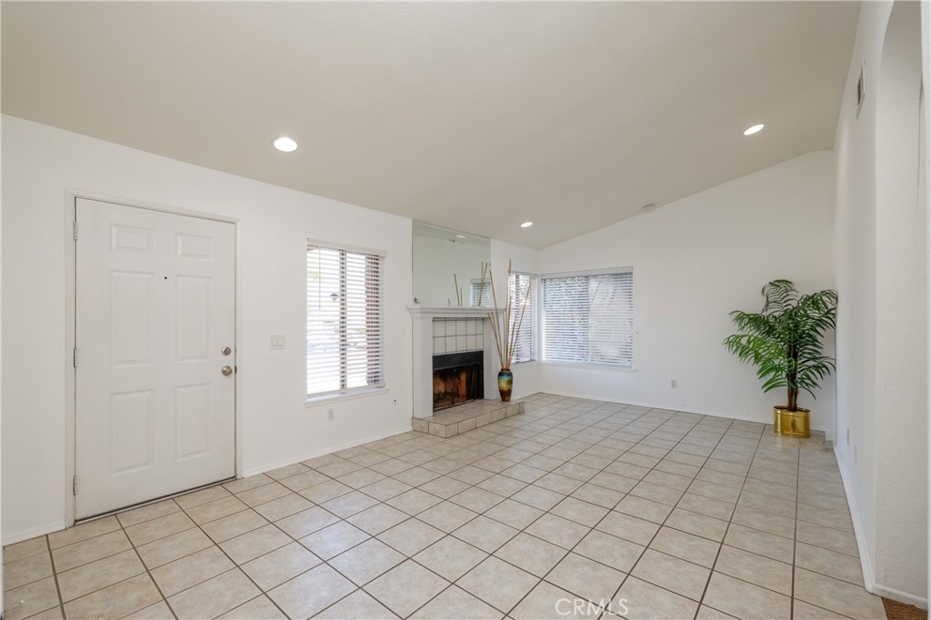 183 N Torn Ranch Road