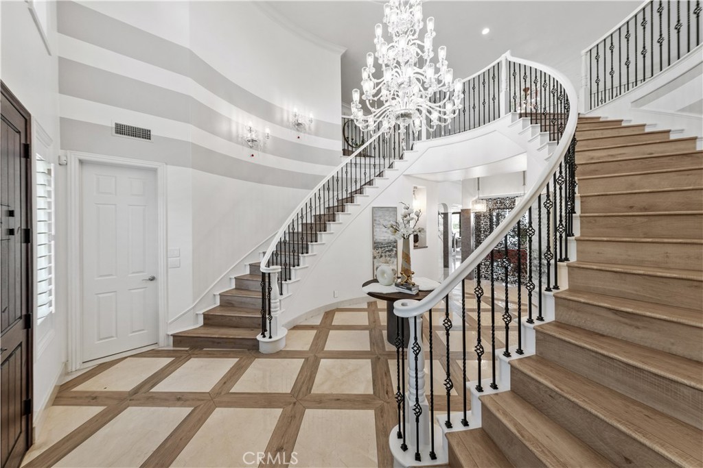 4090 Naples Court