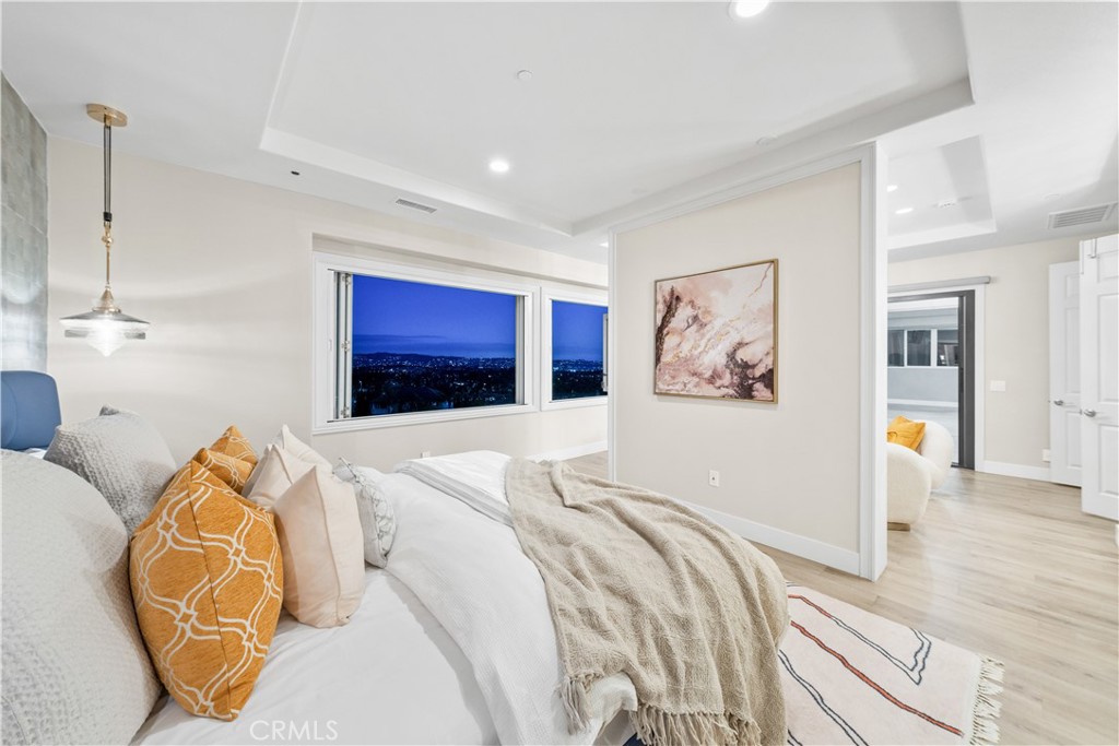 4090 Naples Court