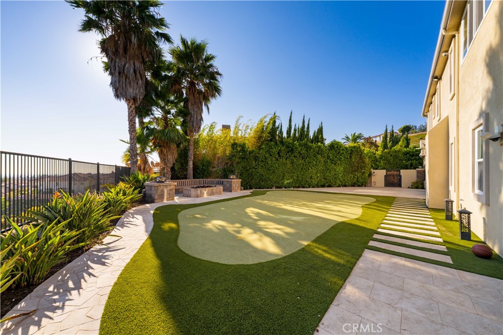 4090 Naples Court
