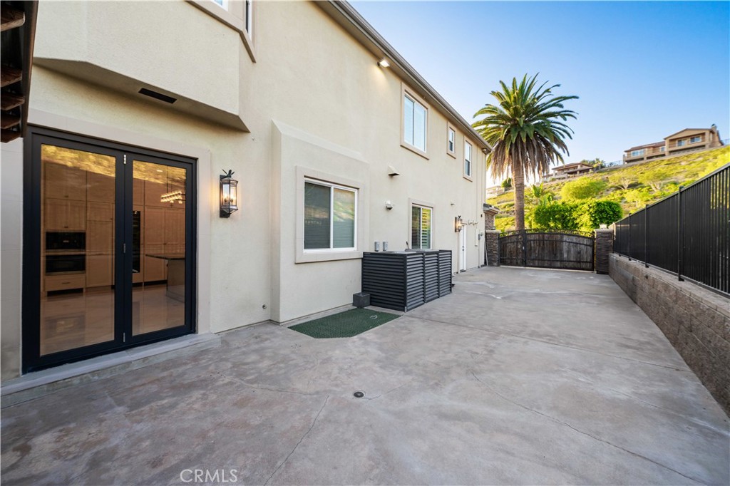 4090 Naples Court