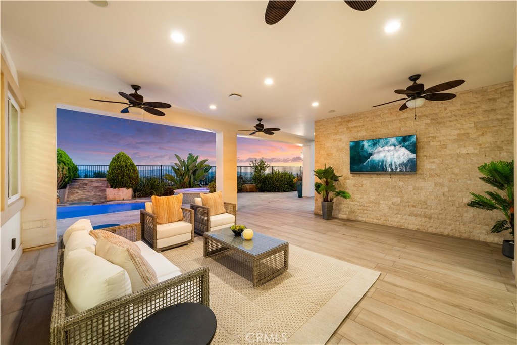 4090 Naples Court