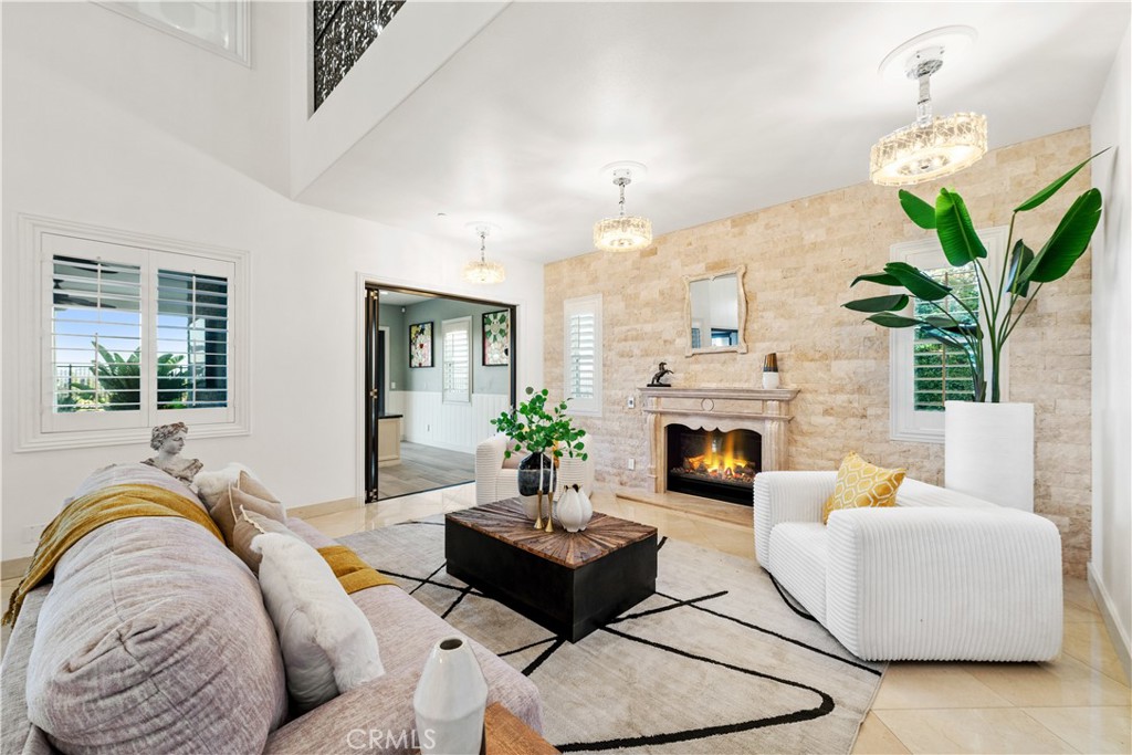 4090 Naples Court