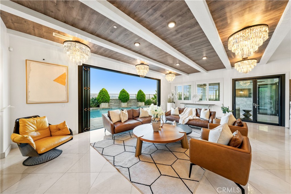 4090 Naples Court