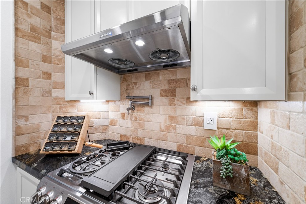 4090 Naples Court