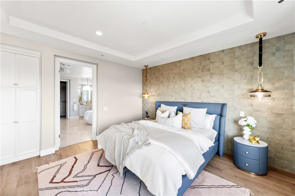 4090 Naples Court