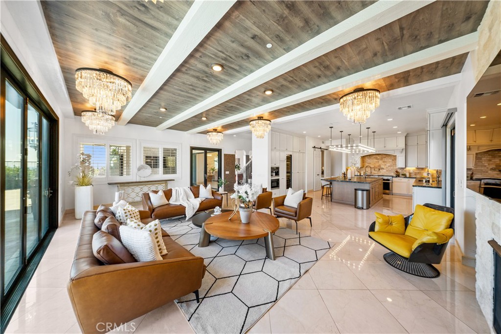 4090 Naples Court