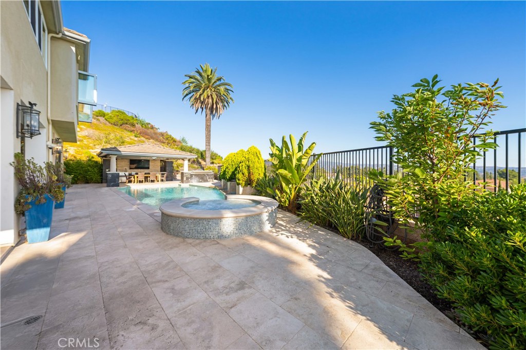 4090 Naples Court