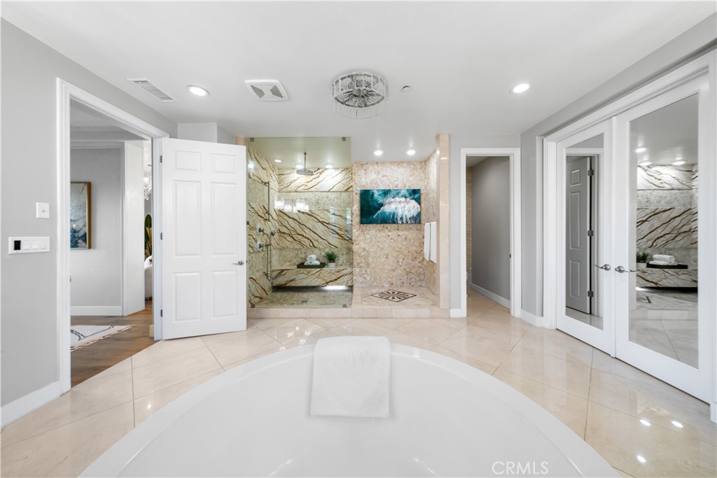 4090 Naples Court
