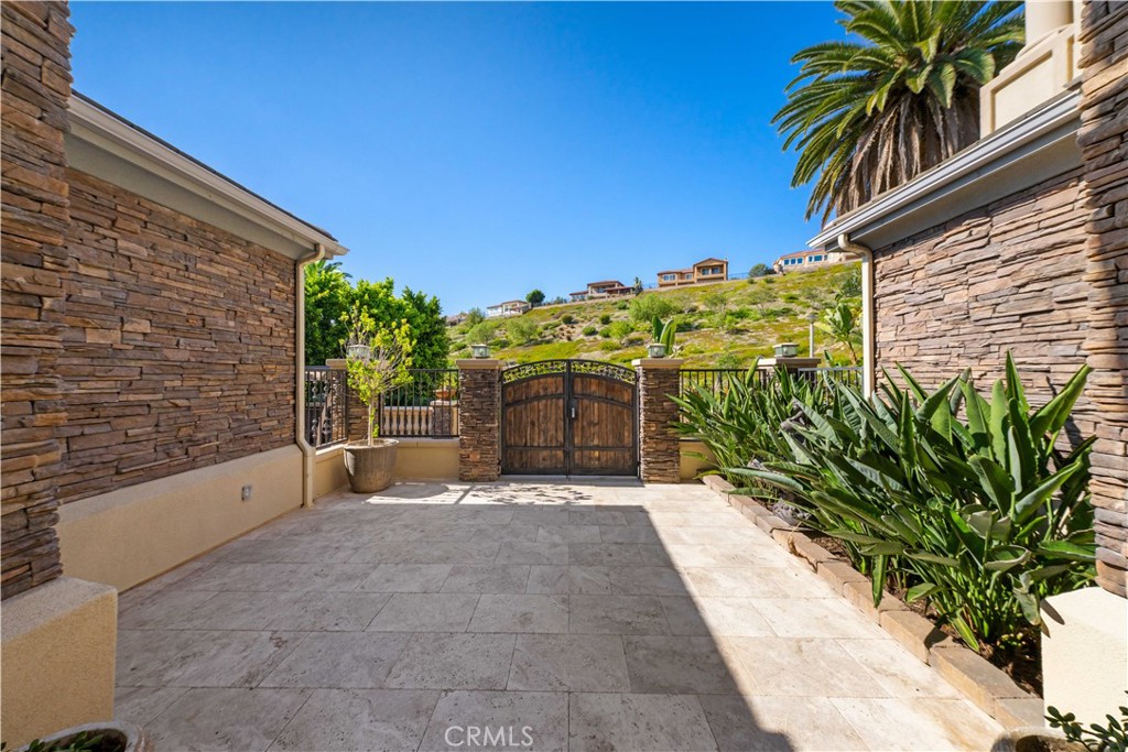 4090 Naples Court