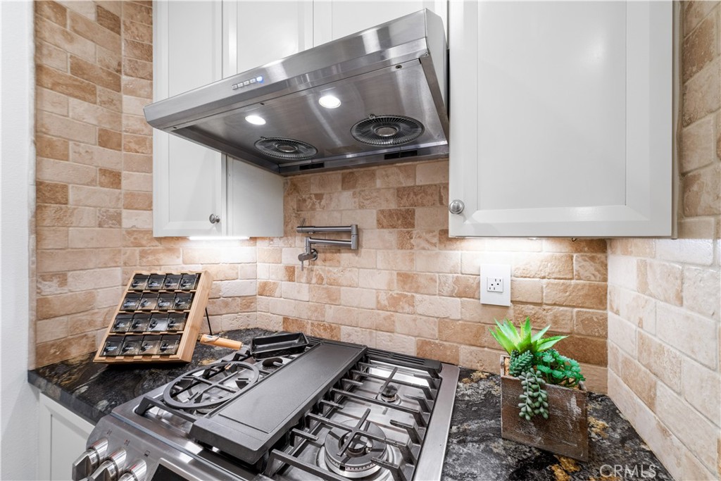 4090 Naples Court
